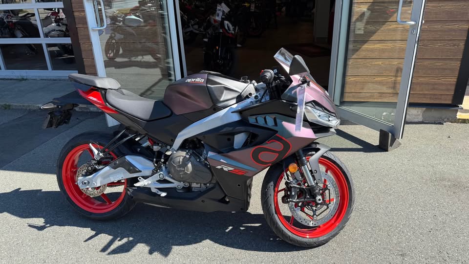 2025 RS457 Prismatic Dark - SOLD