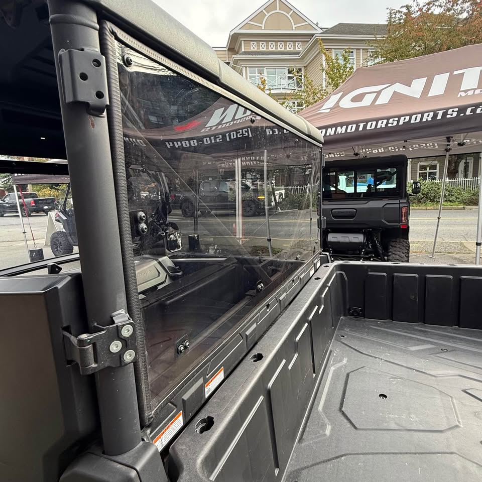 2023 CFMOTO UFORCE 1000 - 0950