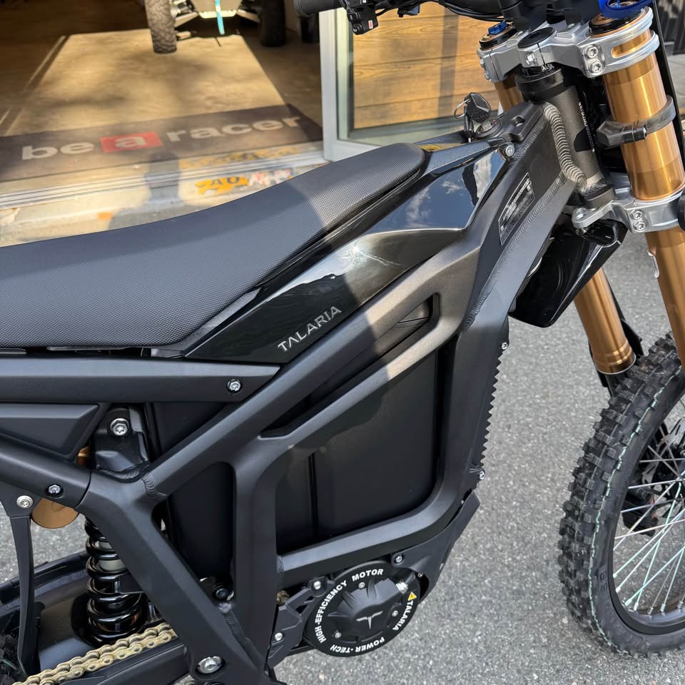 TALARIA KOMODO - BLACK FRIDAY SALE