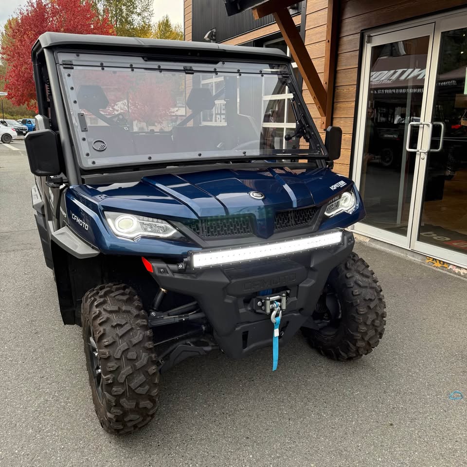 2023 CFMOTO UFORCE 1000 - 0950