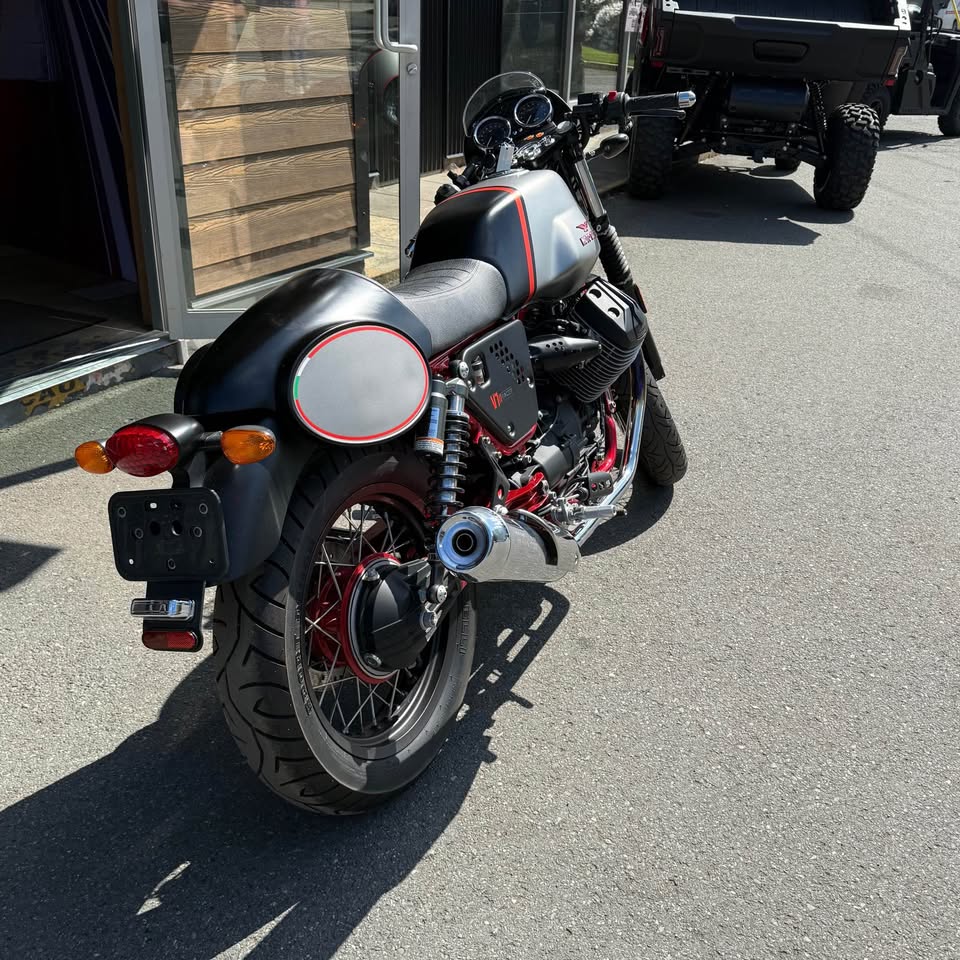 2016 MOTO GUZZI V7 RACER ii - SOLD
