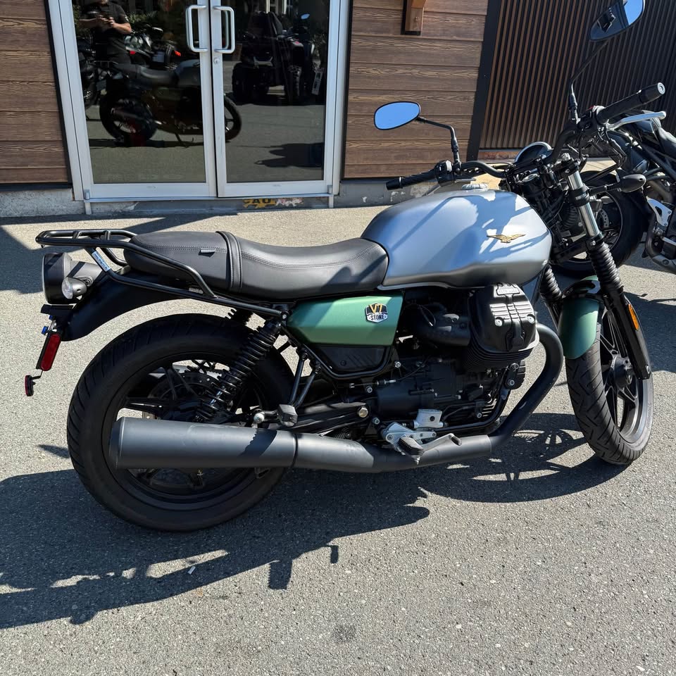 2021 Moto Guzzi V7 Stone CENTANARIO - DEAL PENDING