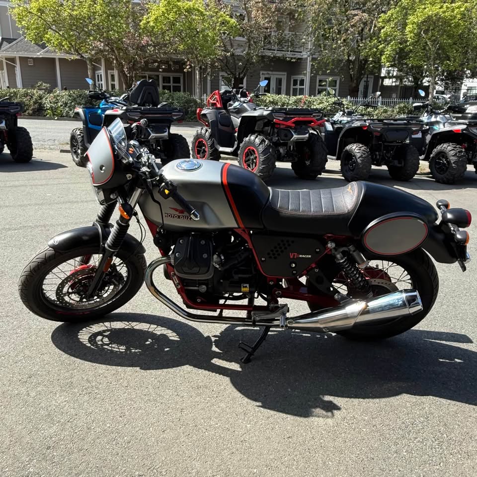 2016 MOTO GUZZI V7 RACER ii - SOLD