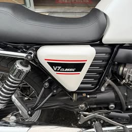 2010 Moto Guzzi V7 Classic - 1279