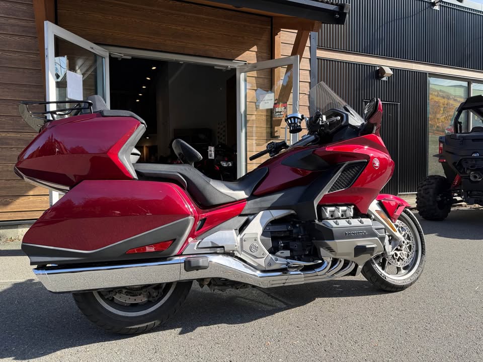 2018 HONDA GOLDWING DCT – SKU-01371