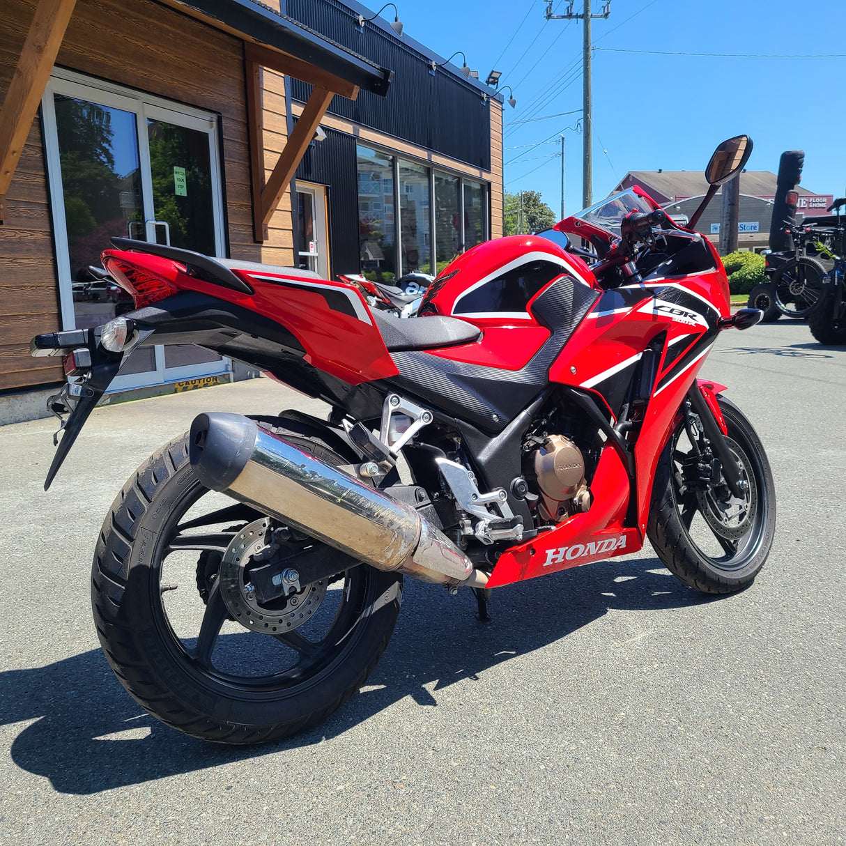 2017 HONDA CBR 300