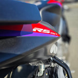 2026 APRILIA RS 457 RACING STRIPE SKU-01363 — Blackpurl photo 3 [bp1:SKU-01363:20440d2eab6177455ffd7d225e4c7b17]