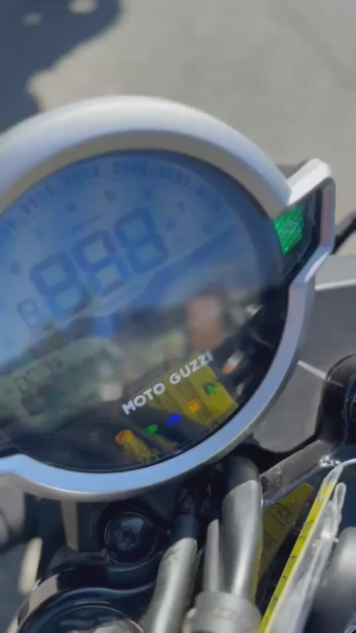 2021 Moto Guzzi V7 Stone CENTANARIO - DEAL PENDING