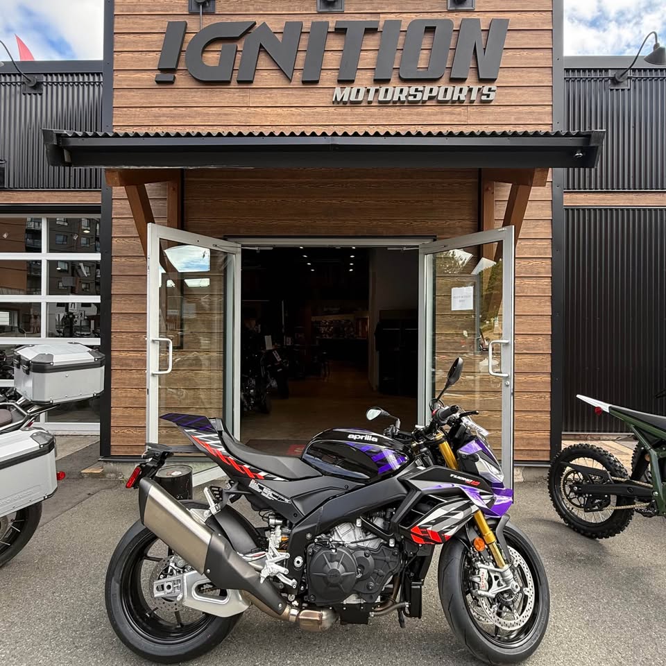 2027 Aprilia Tuono V4 Factory — image 2