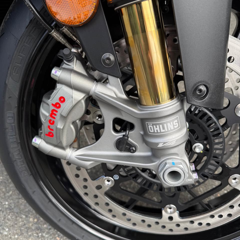 2027 Aprilia Tuono V4 Factory — image 3